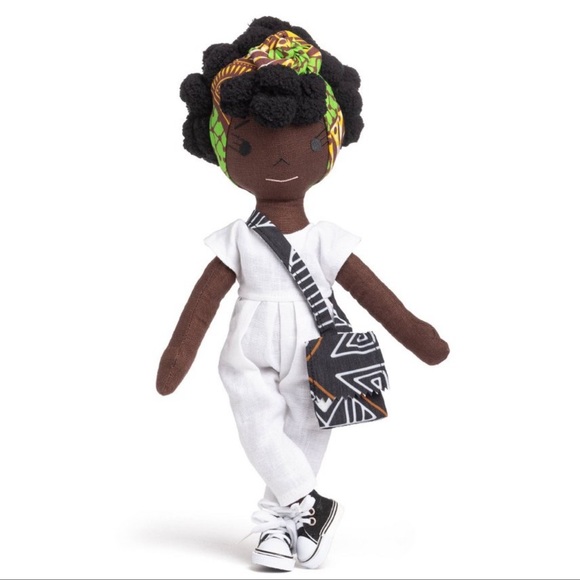 EXCLUSIVE HarperIman Yumi 14” Plush Linen Doll - Picture 4 of 9